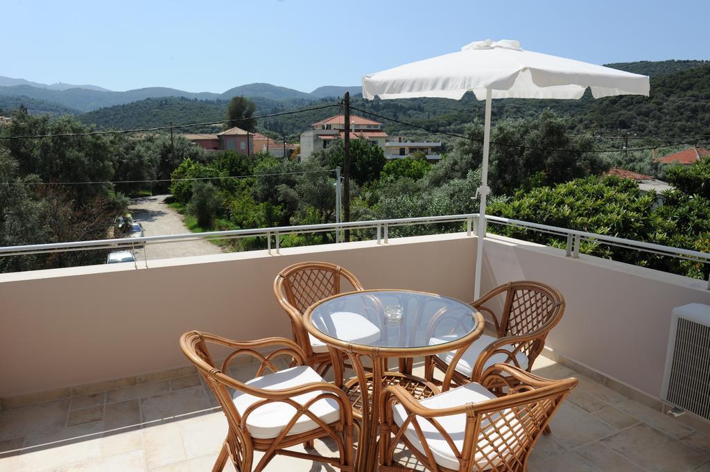 Agnadi Suites Episkopos Chambre photo
